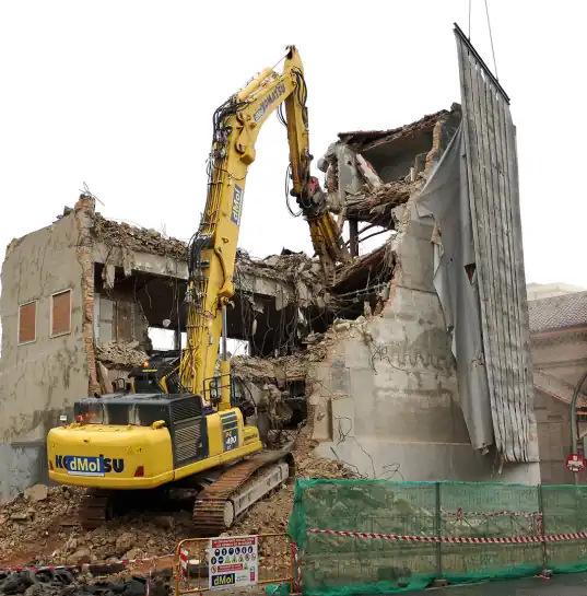 Empresa de demoliciones experta en hacer cosas en Málaga