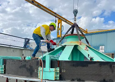 Realizando un desmontaje industrial