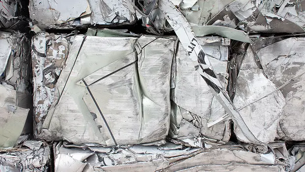Reciclado del panel composite